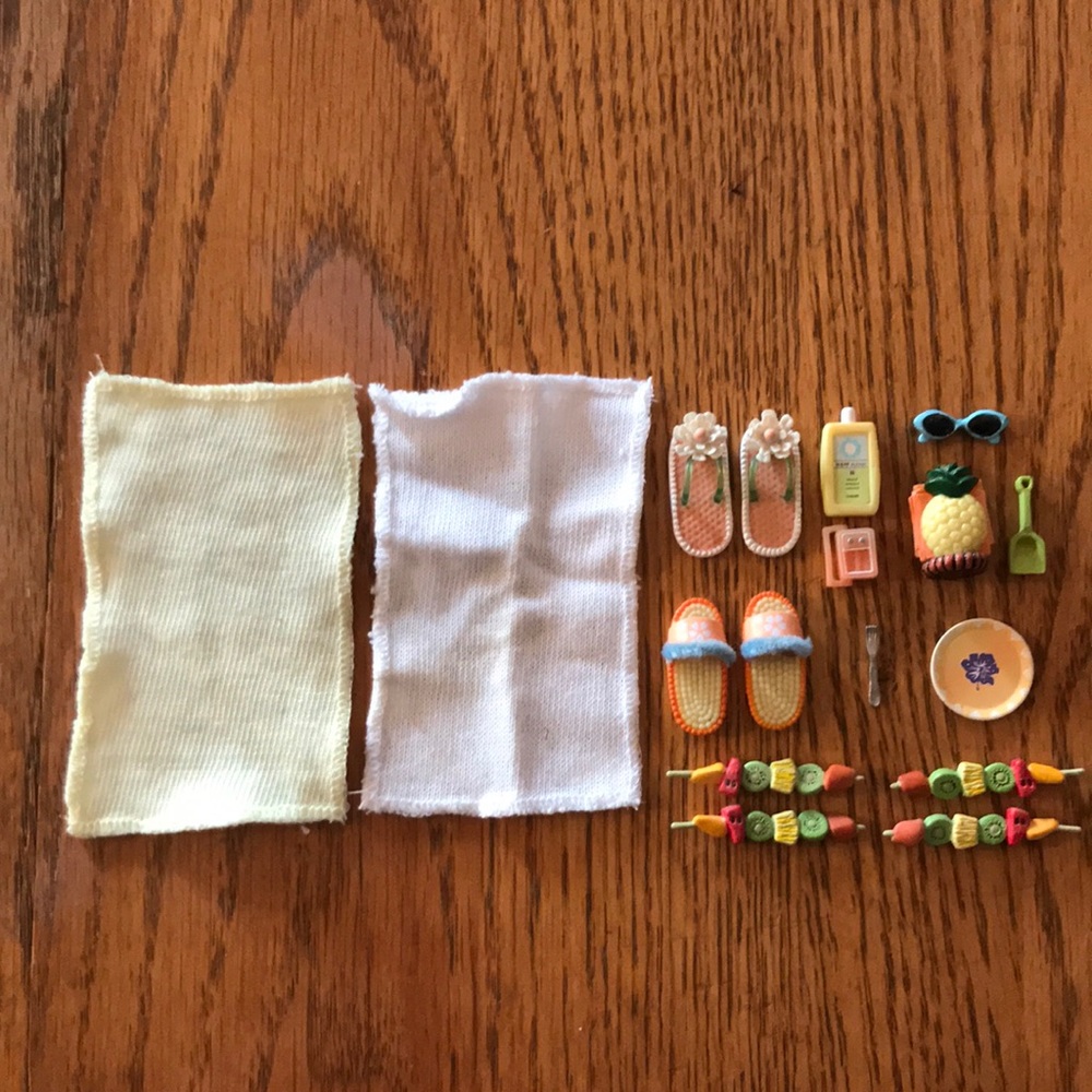 American Girl AG Mini Illuma tiki room pieces
